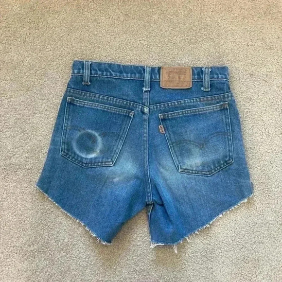 Vintage 70s high rise Levi Strauss orange tag 716 0617 student shorts in size 29 - Picture 3 of 5